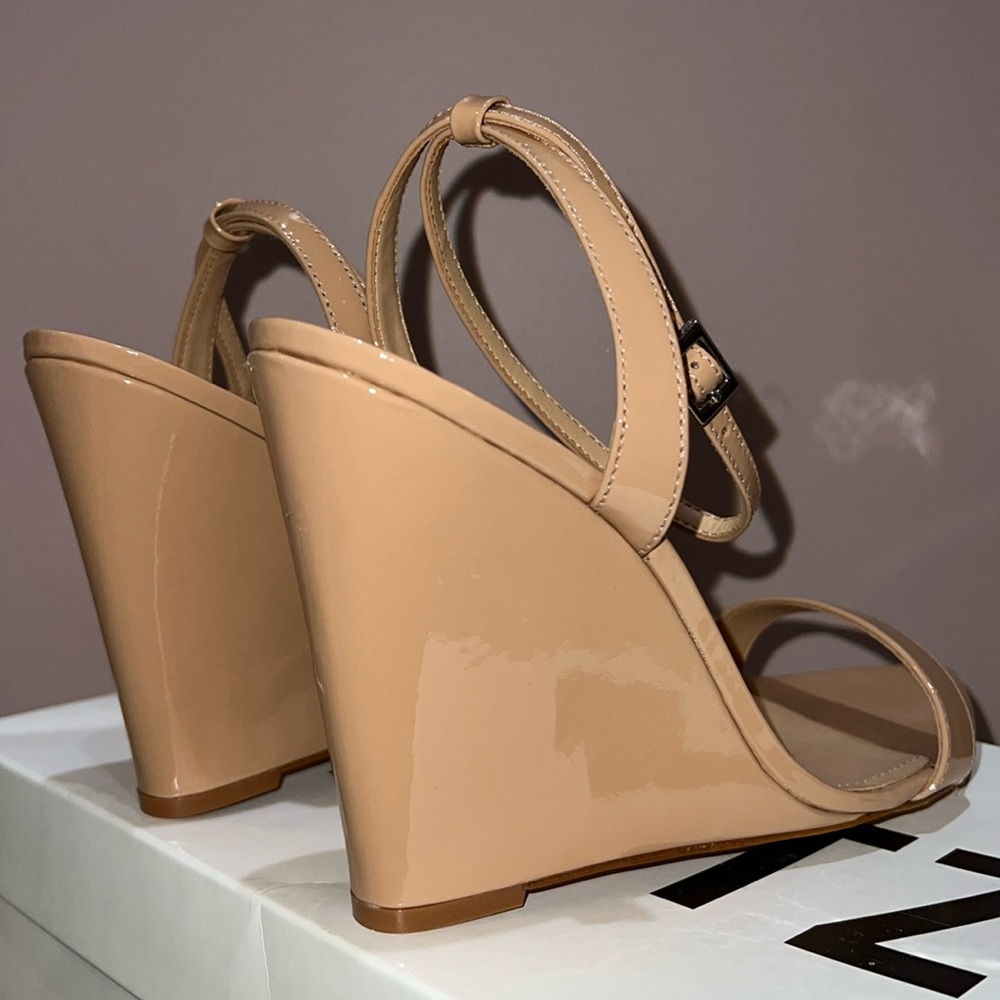 Nude heels